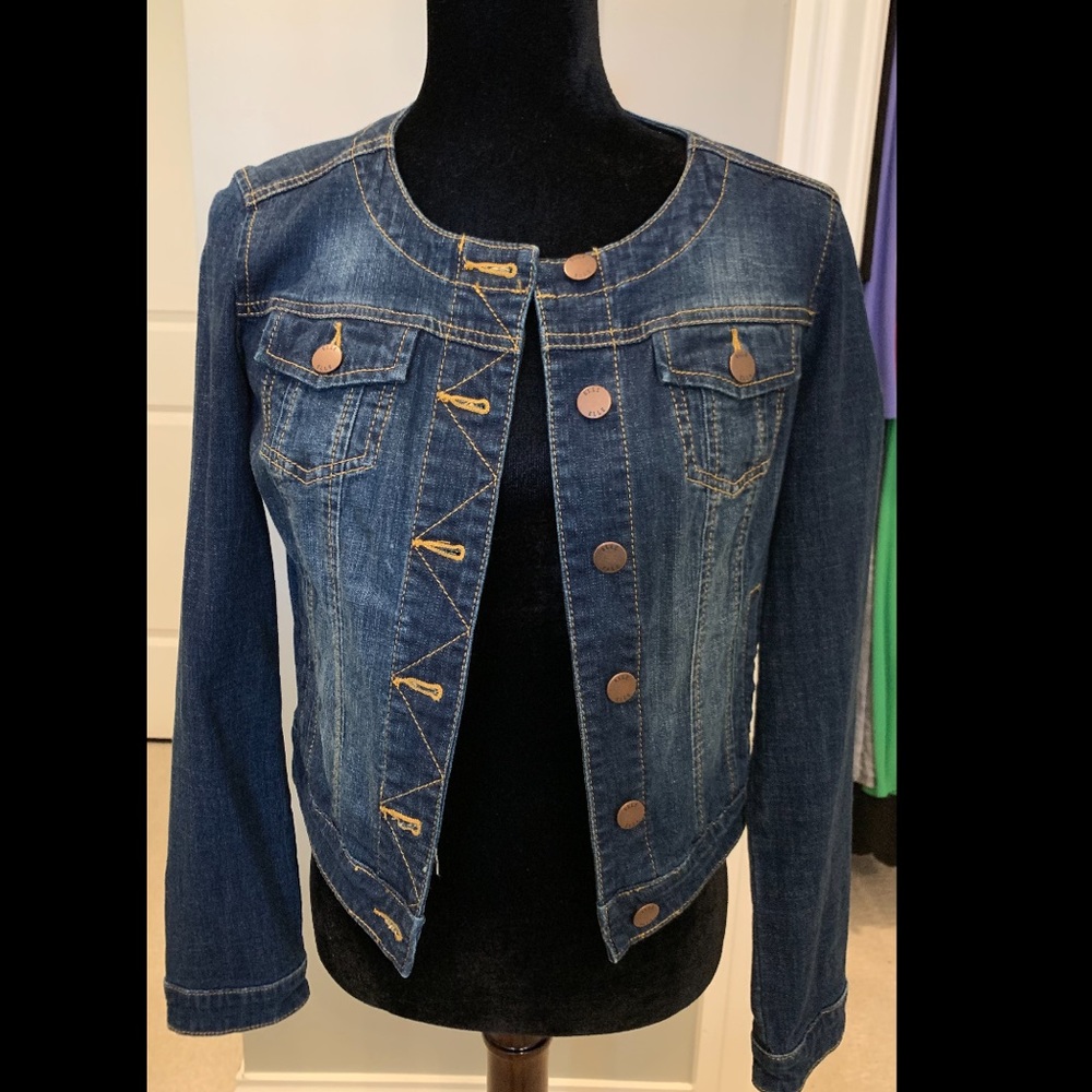 No Collar cropped denim jacket